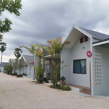 Numhom Resort Ban Nong Chum Saeng 外观 照片